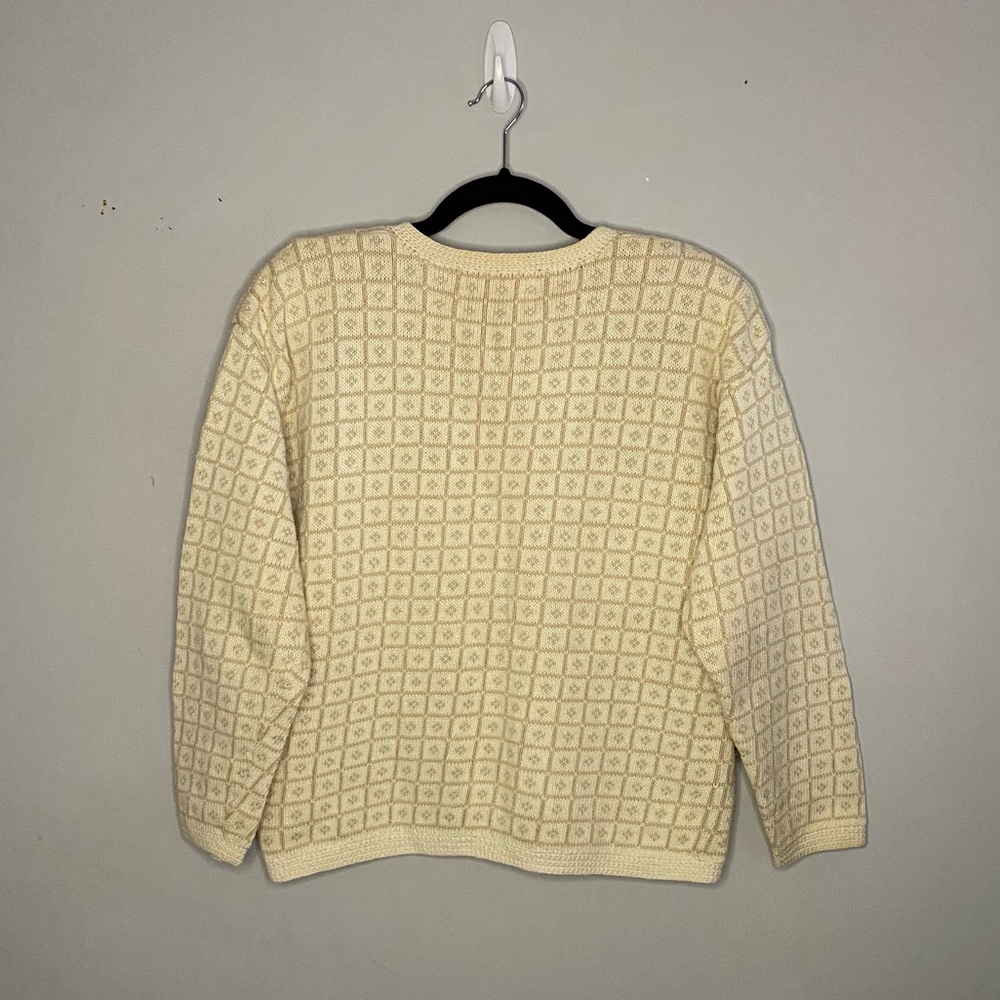 Cute Patchwork Cardigan - Picture 5 of 6